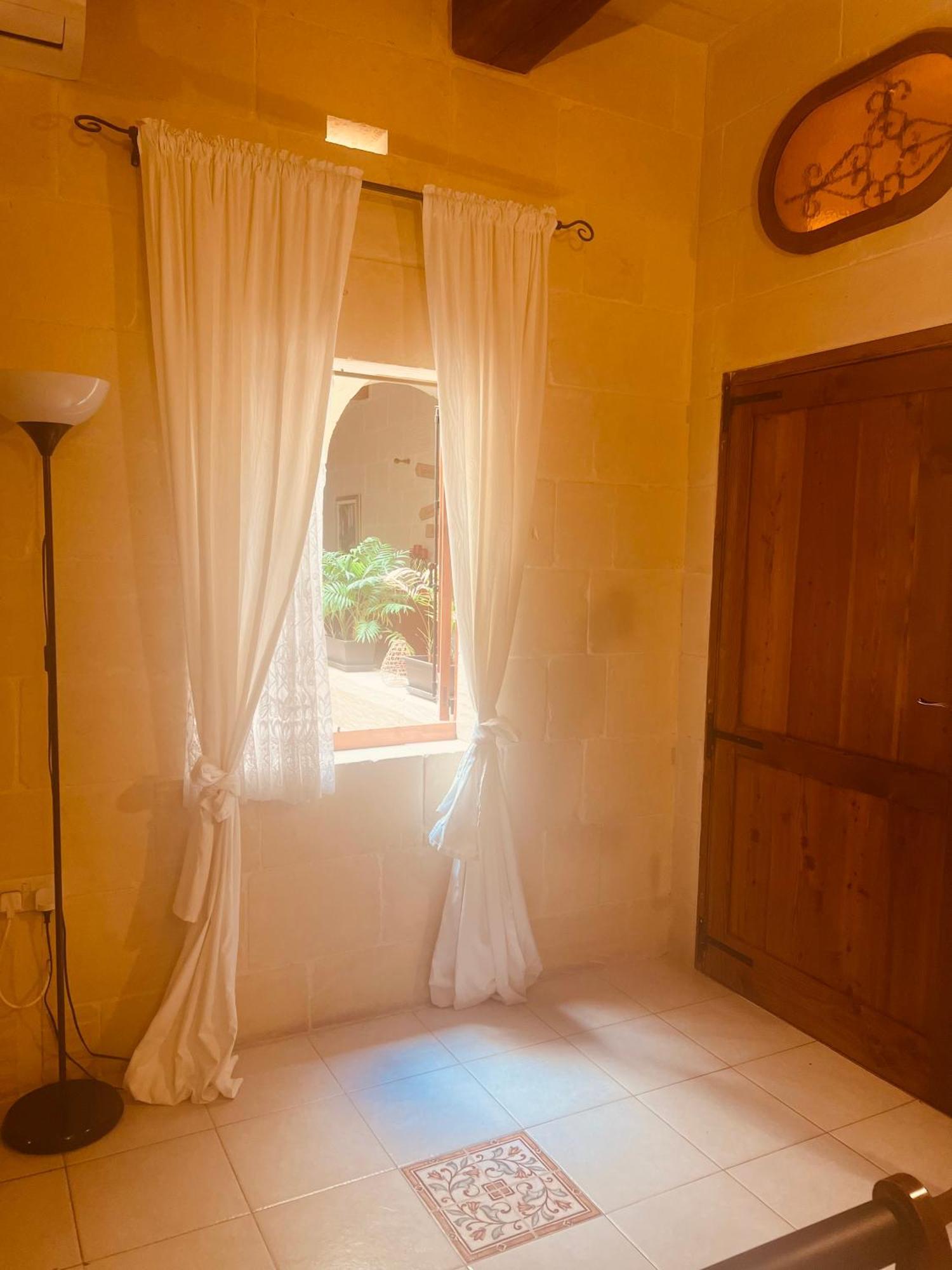 Narcisa Farmhouse B&B Nadur Exterior foto